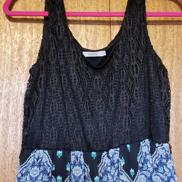 Beautiful Ricki's Maxi Dress - Picture 2 of 4